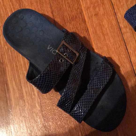 Vionic Skylar Slide - Picture 3 of 4